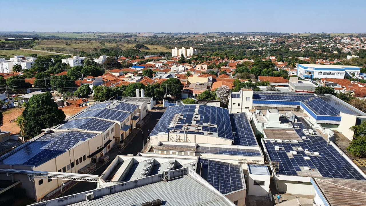 Com troca de lâmpadas e instalação de painéis solares, programa da CPFL ajuda hospitais a se tornarem mais sustentáveis