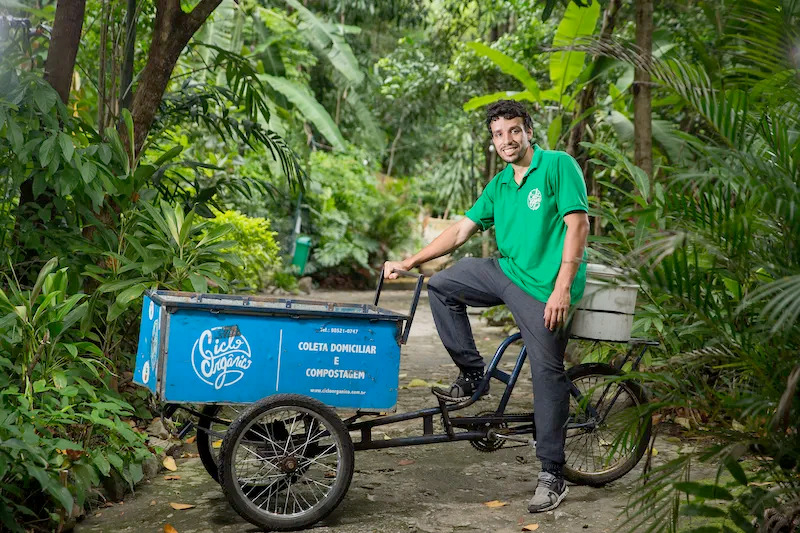 Império dos baldinhos: como uma pequena empresa está convencendo cariocas a separar, guardar e reciclar lixo orgânico